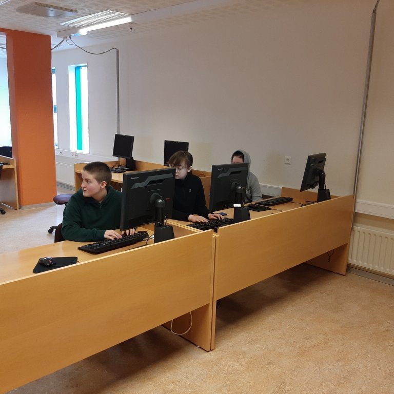 Opnir dagar 2021: Python forritun