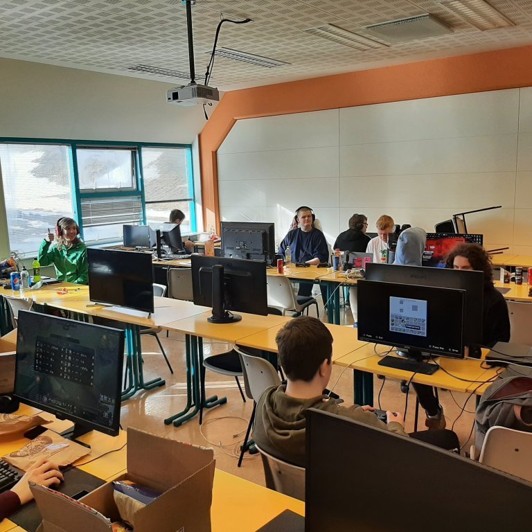 Opnir dagar 2021: LAN