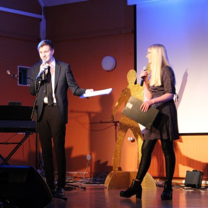 Söngkeppni NFNV 2021: Kynnar kvöldsins, Eysteinn Ívar og Herdís Eir