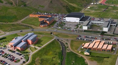 Mynd af skólasvæðinu