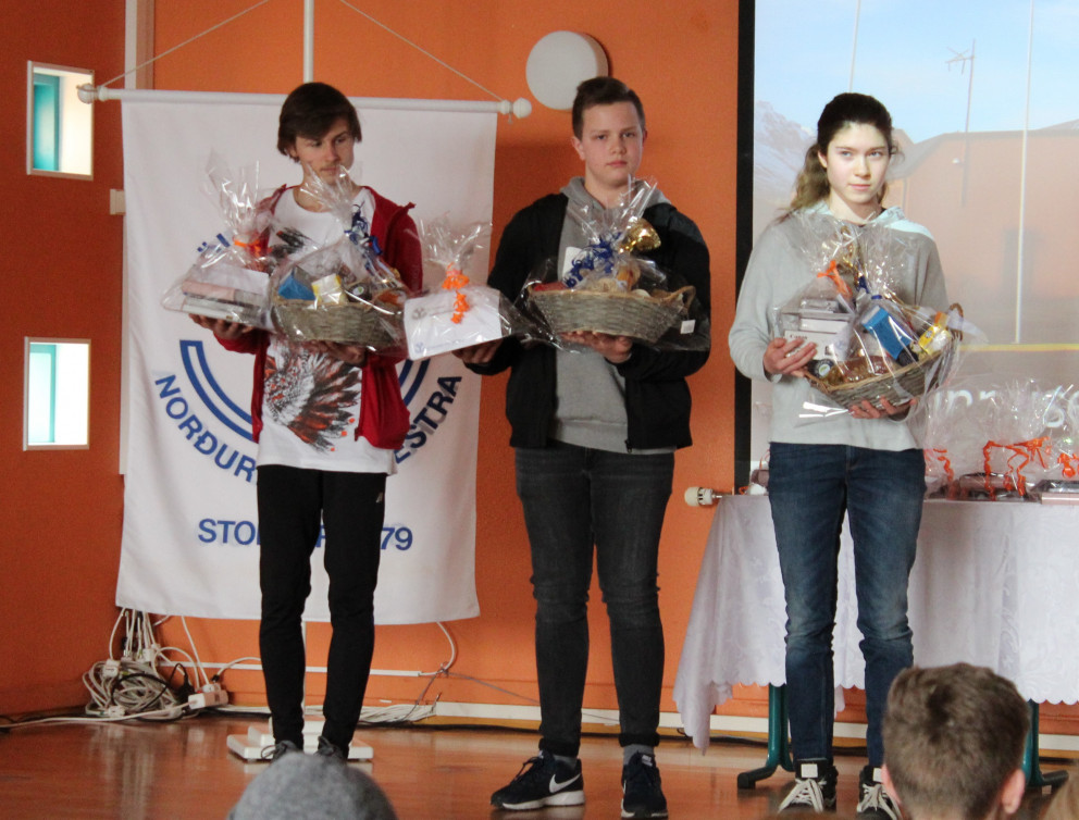 Mynd frá verðlaunaafhendingu