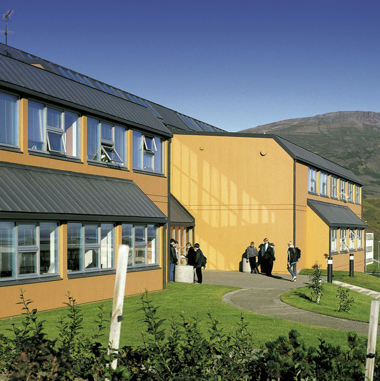 Ný skólanefnd FNV skipuð