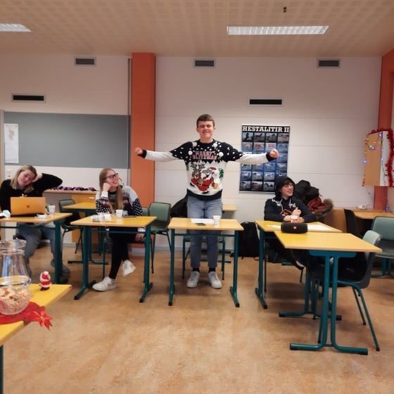 Jólagleði í íslenskutíma