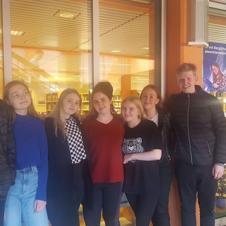 Ný stjórn kosin í nemendafélagið